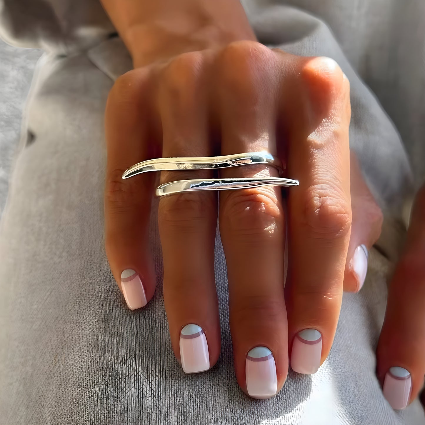 ANELLO BEHI DAISY