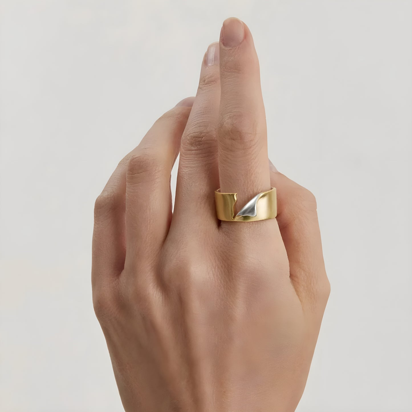 ANELLO BEHI KHORSHID