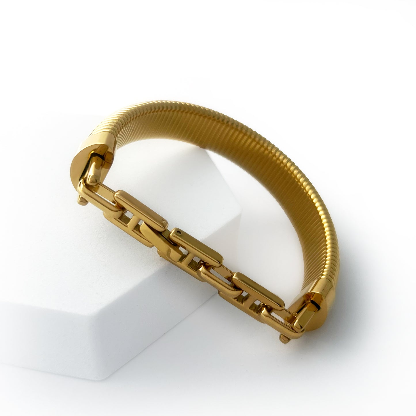 PULSERA BEHI ALMOND