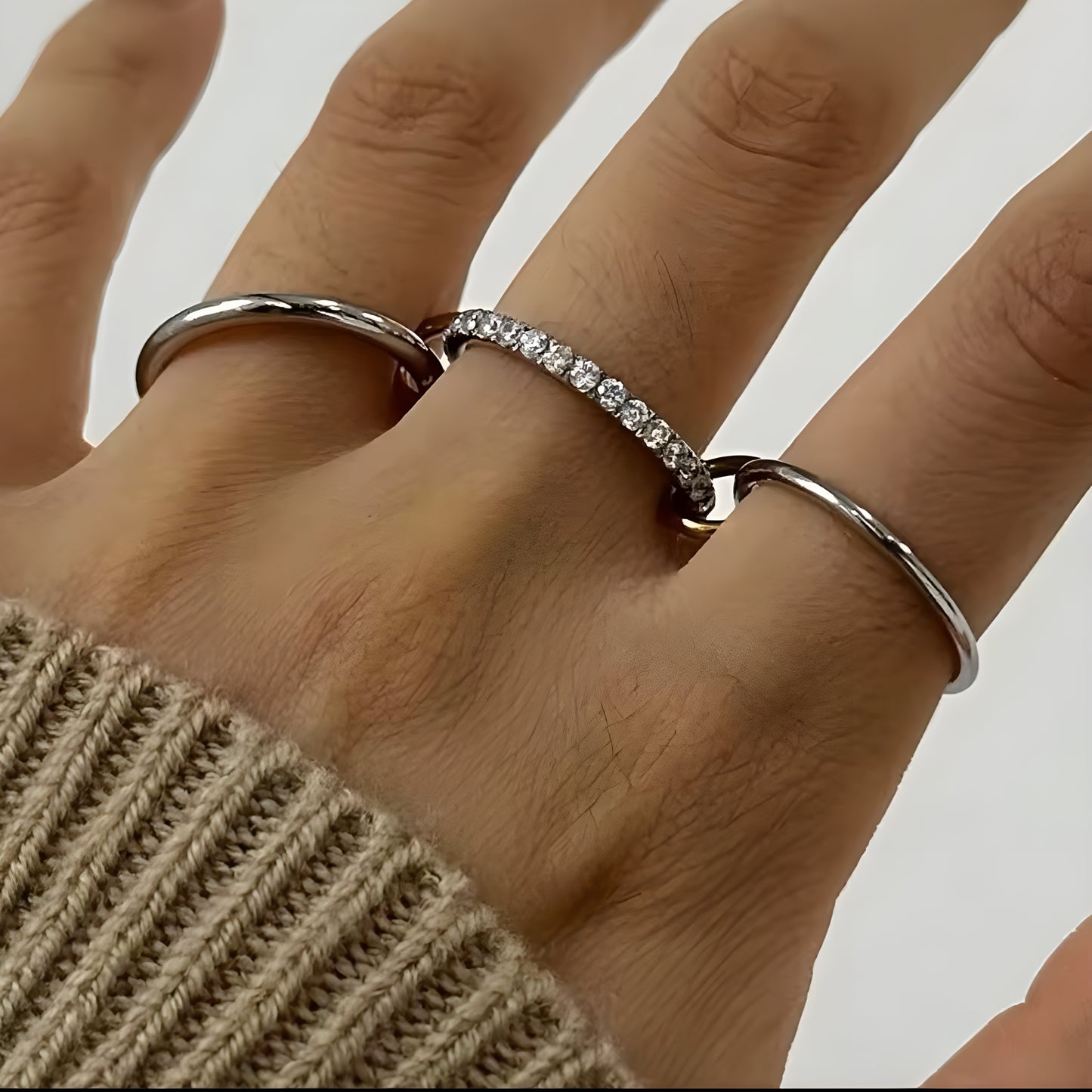 ANELLO BEHI CARLITA