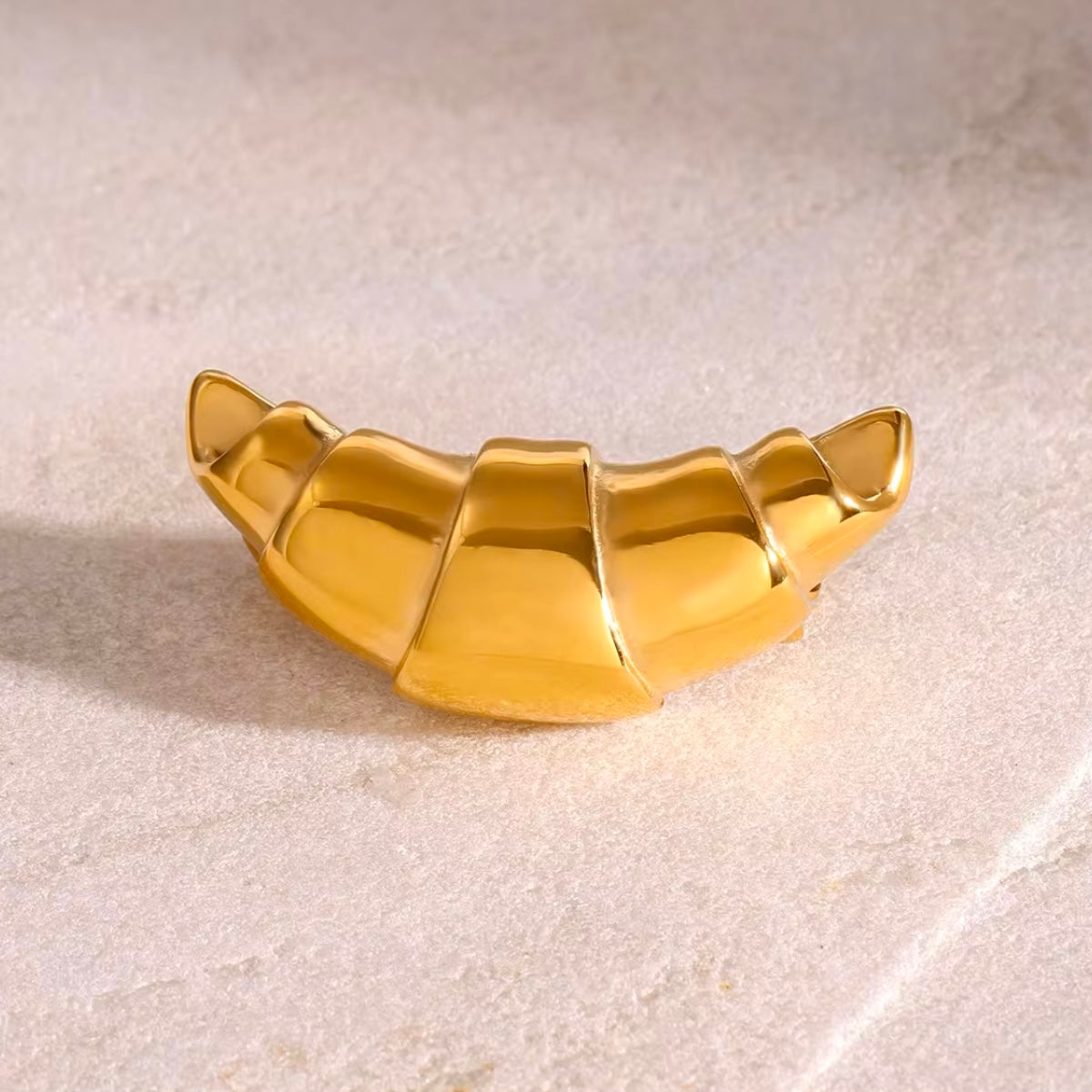 BEHI ELISA BROOCH