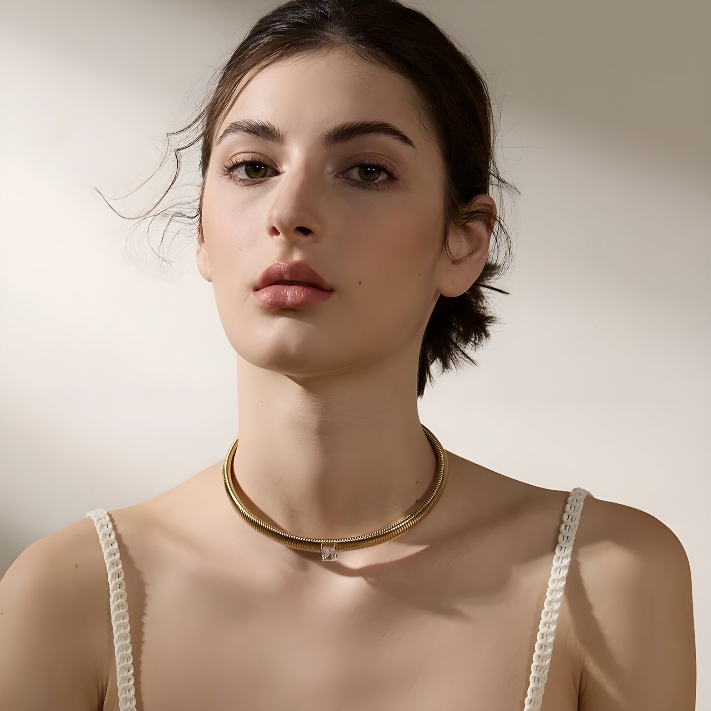 BEHI BEATRIZ CHOKER