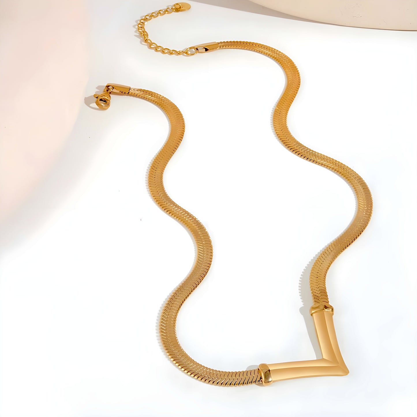 COLLAR BEHI OLGA