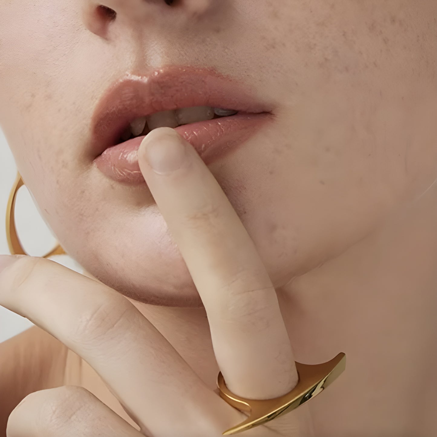ANELLO BEHI LEENA