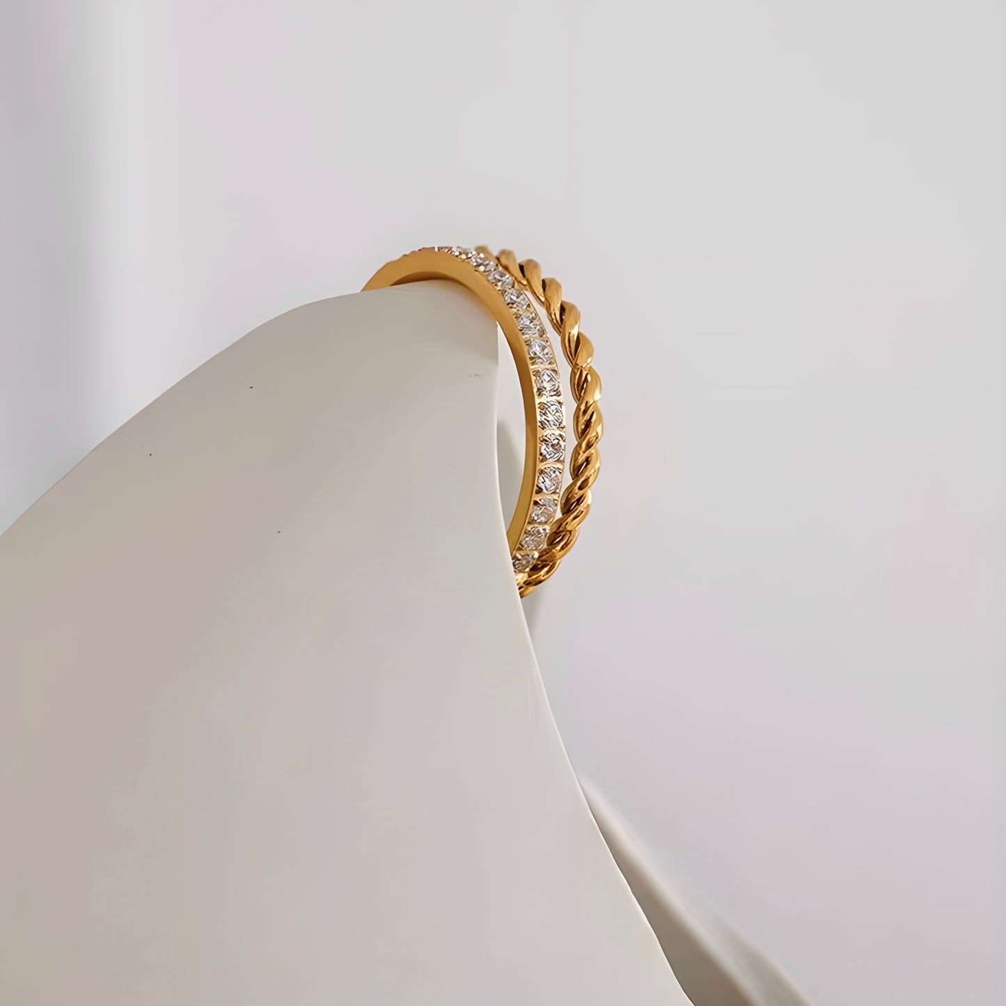 ANILLO BEHI LETICA