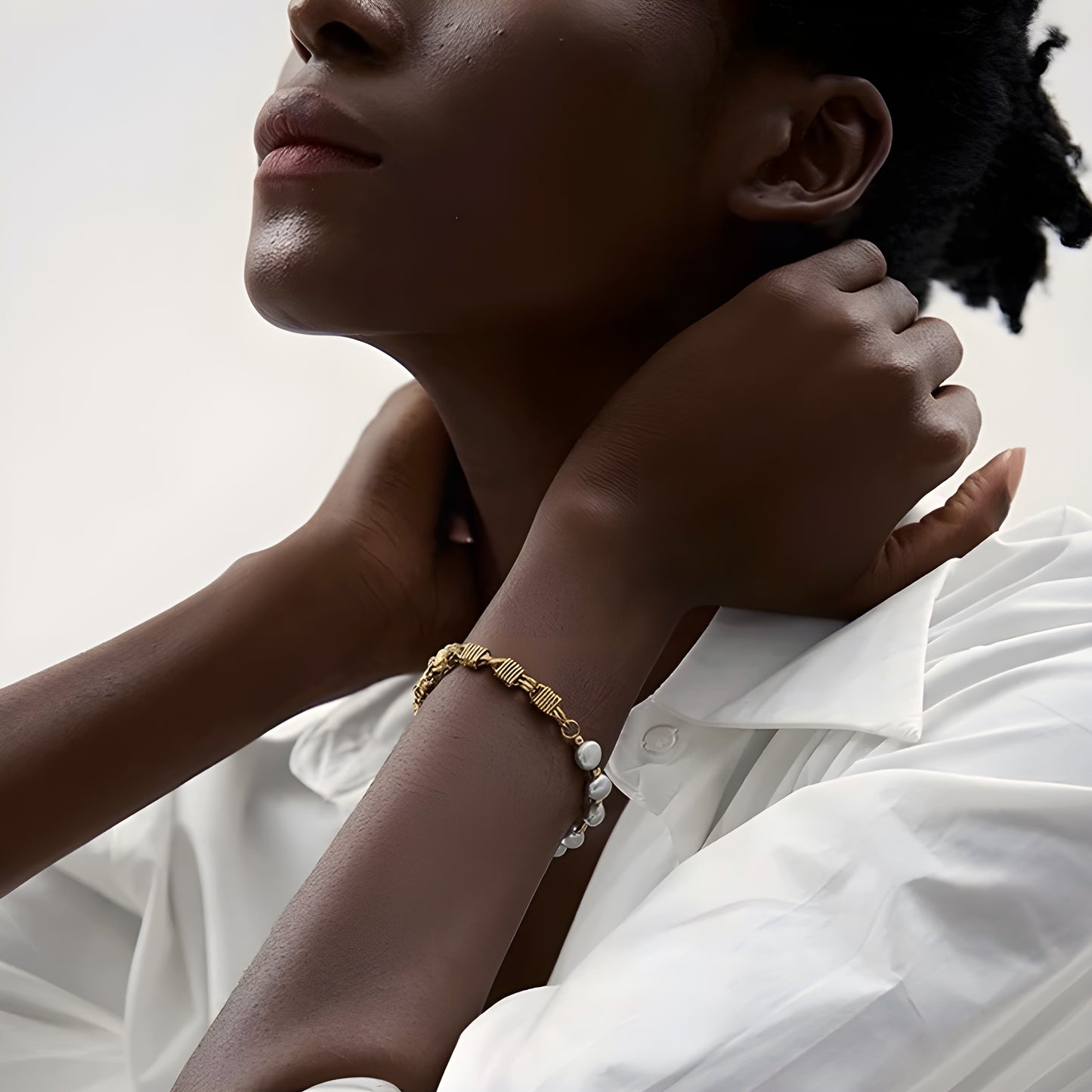 BEHI SWAN BRACELET