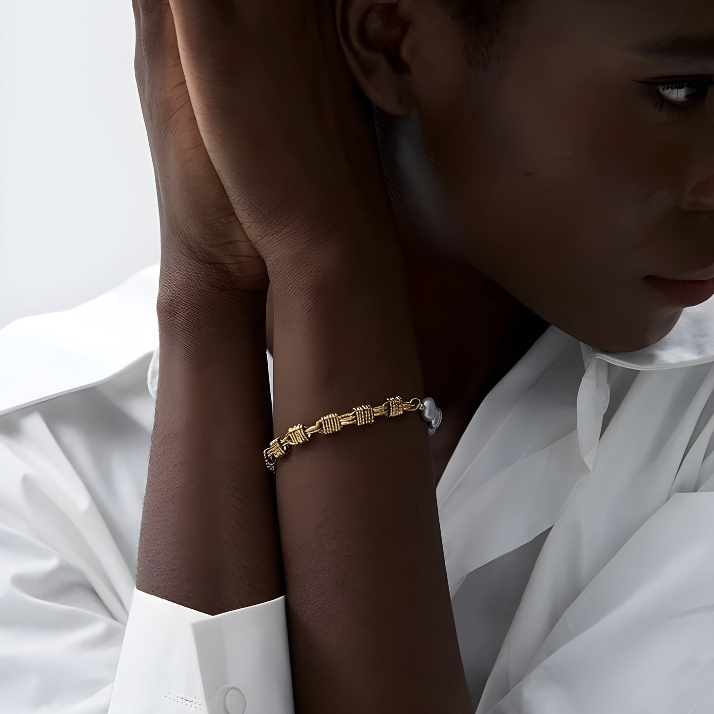 BEHI SWAN BRACELET