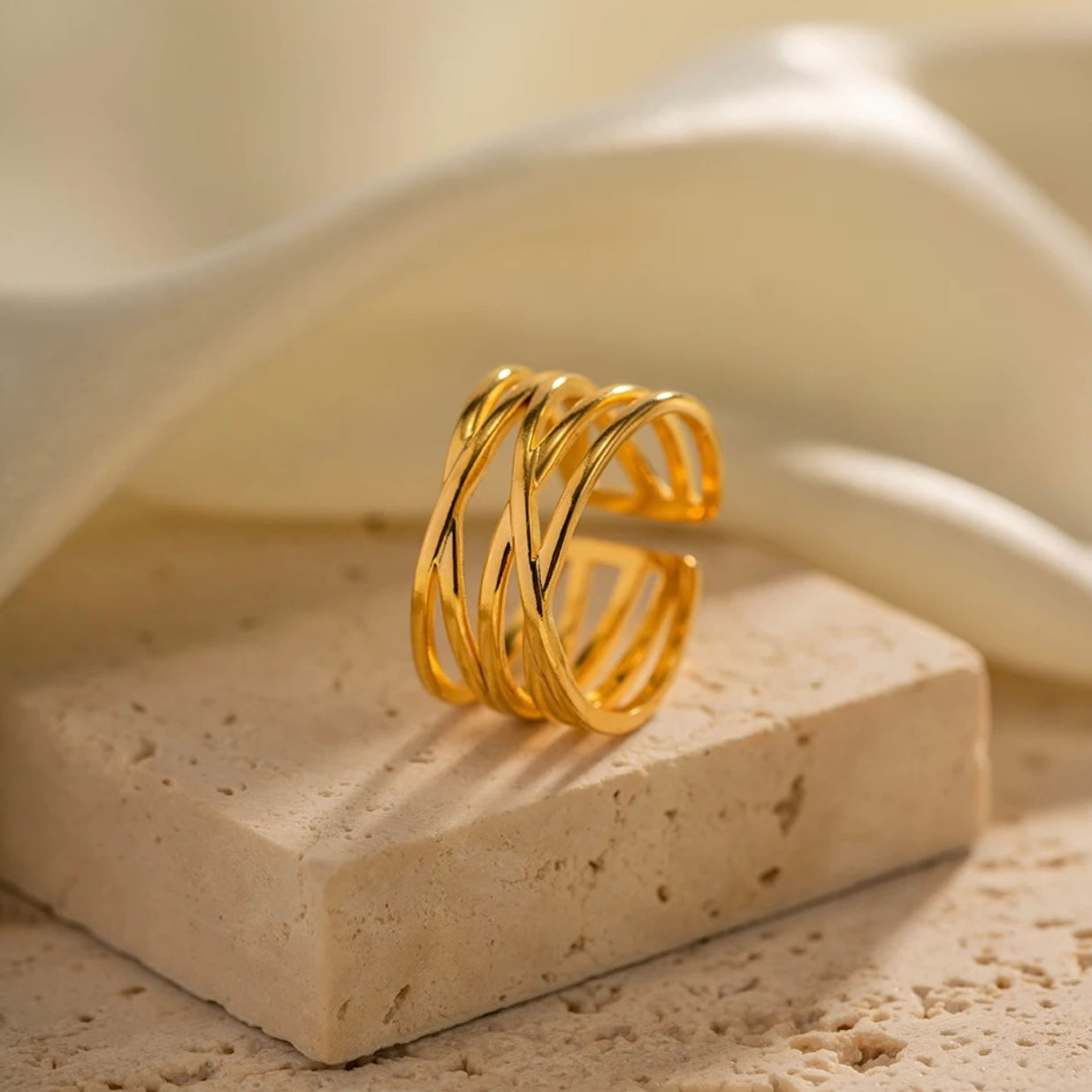 BEHI EDEN RING