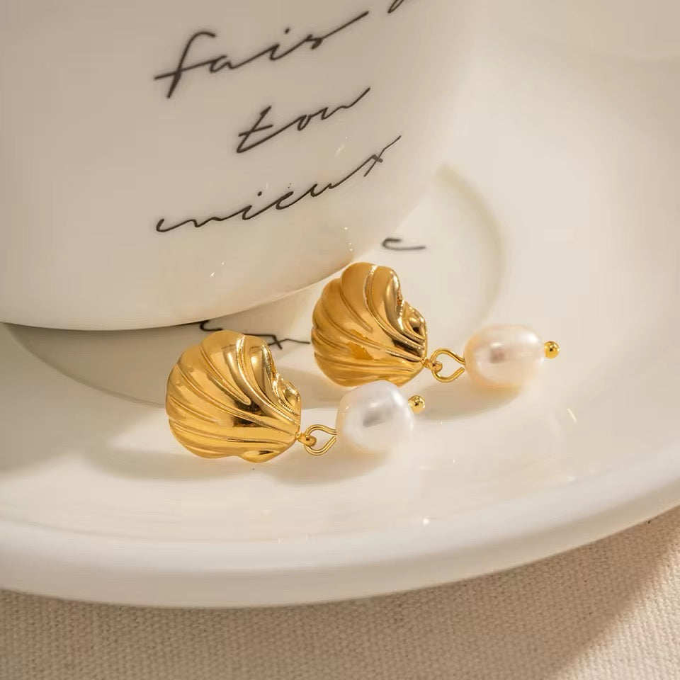 BEHI SHAPA EARRINGS