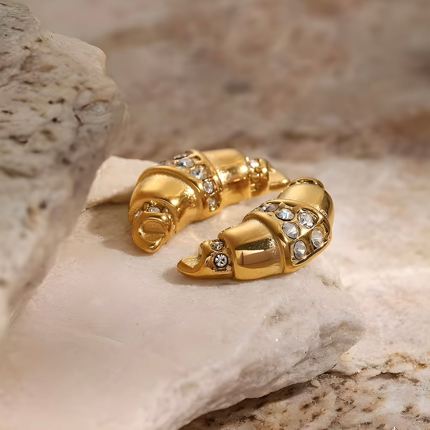 BEHI ARIS EARRINGS