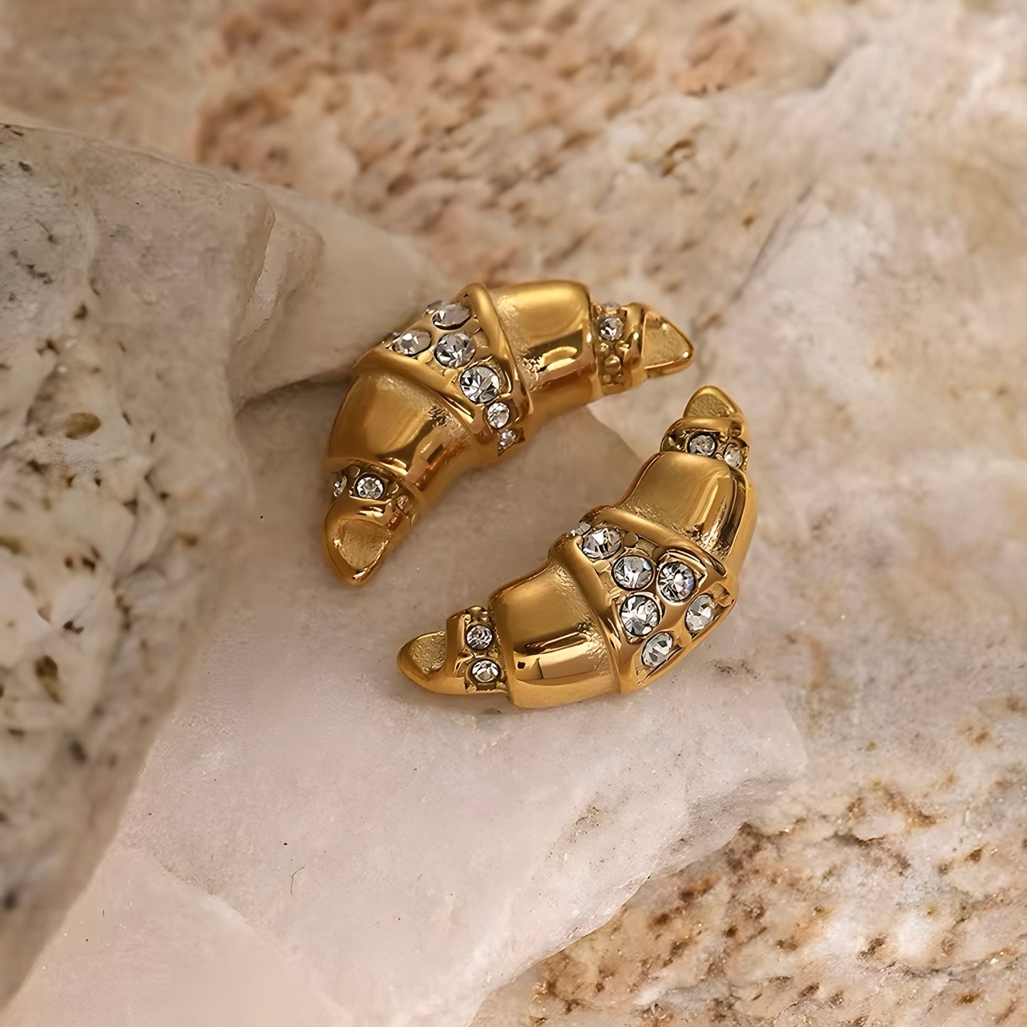 BEHI ARIS EARRINGS