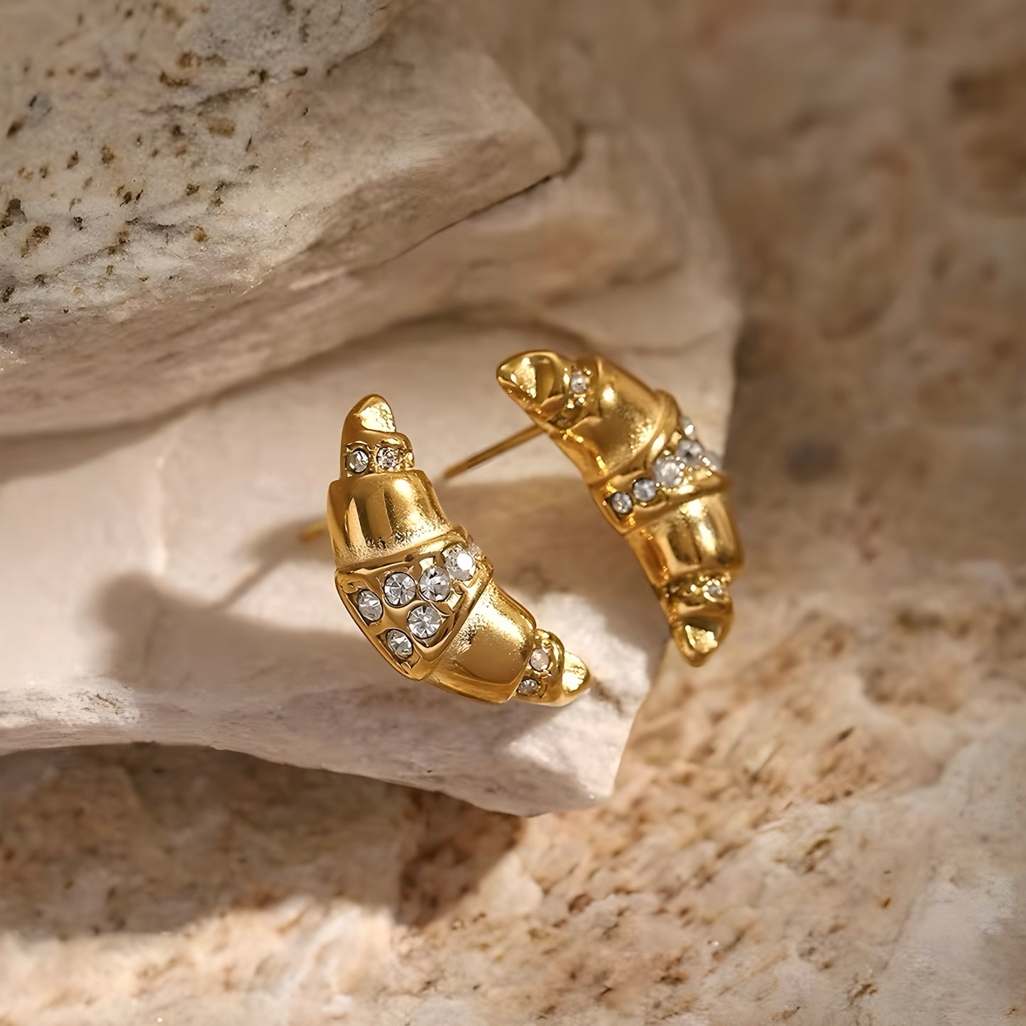 BEHI ARIS EARRINGS