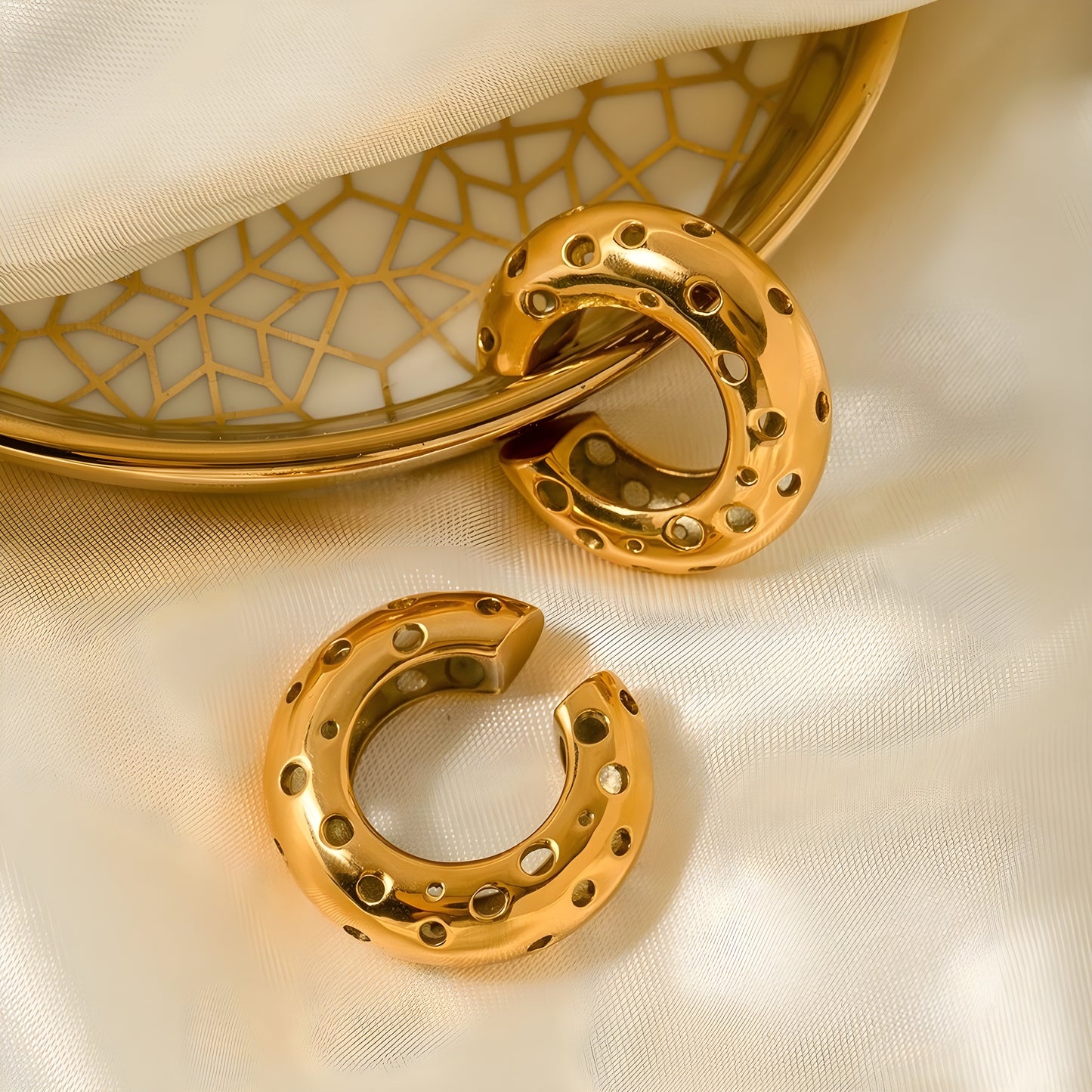 BEHI PAMELA EARCUFFS