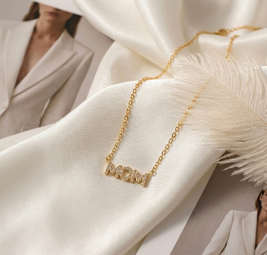COLLAR BEHI MOM