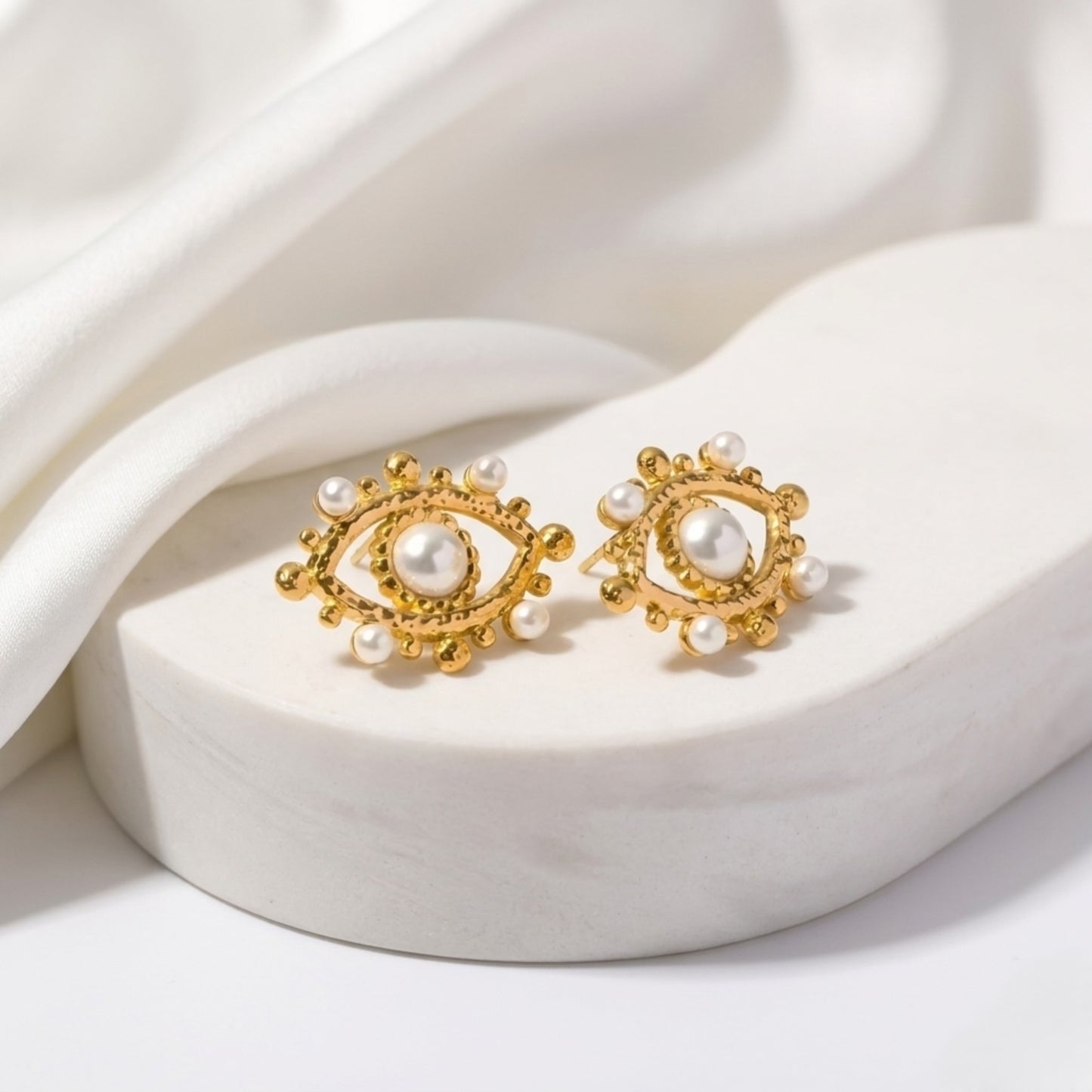 PENDIENTES DE PIN BEHI REBECCA