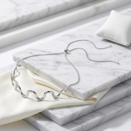 Mila Choker