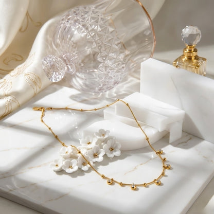 Vera Necklace