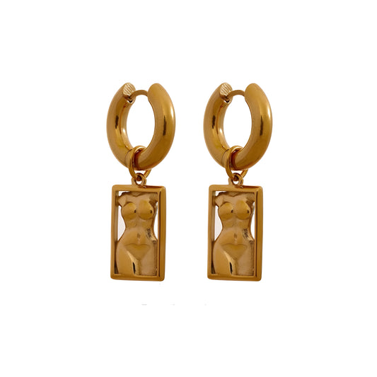 PENDIENTES BEHI ROMANESQUE