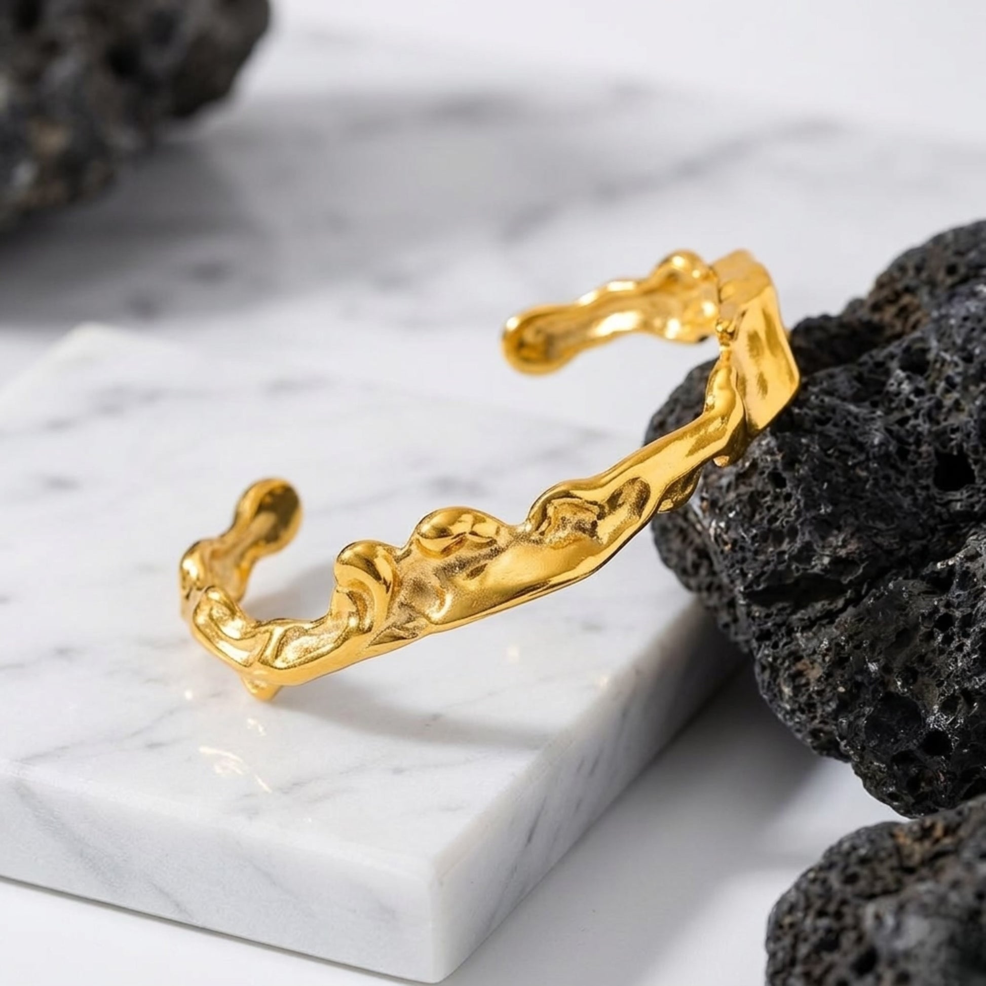 BEHI MISS MILLY 18k PVD gold-plated stainless steel, textured bracelet with an open cuff design ring bracelet and earrings set