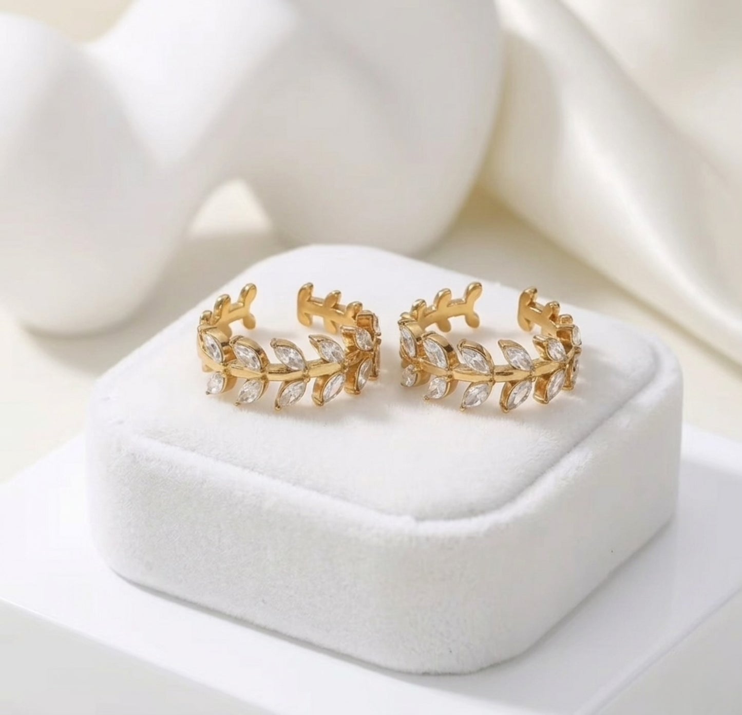 Lively Ring