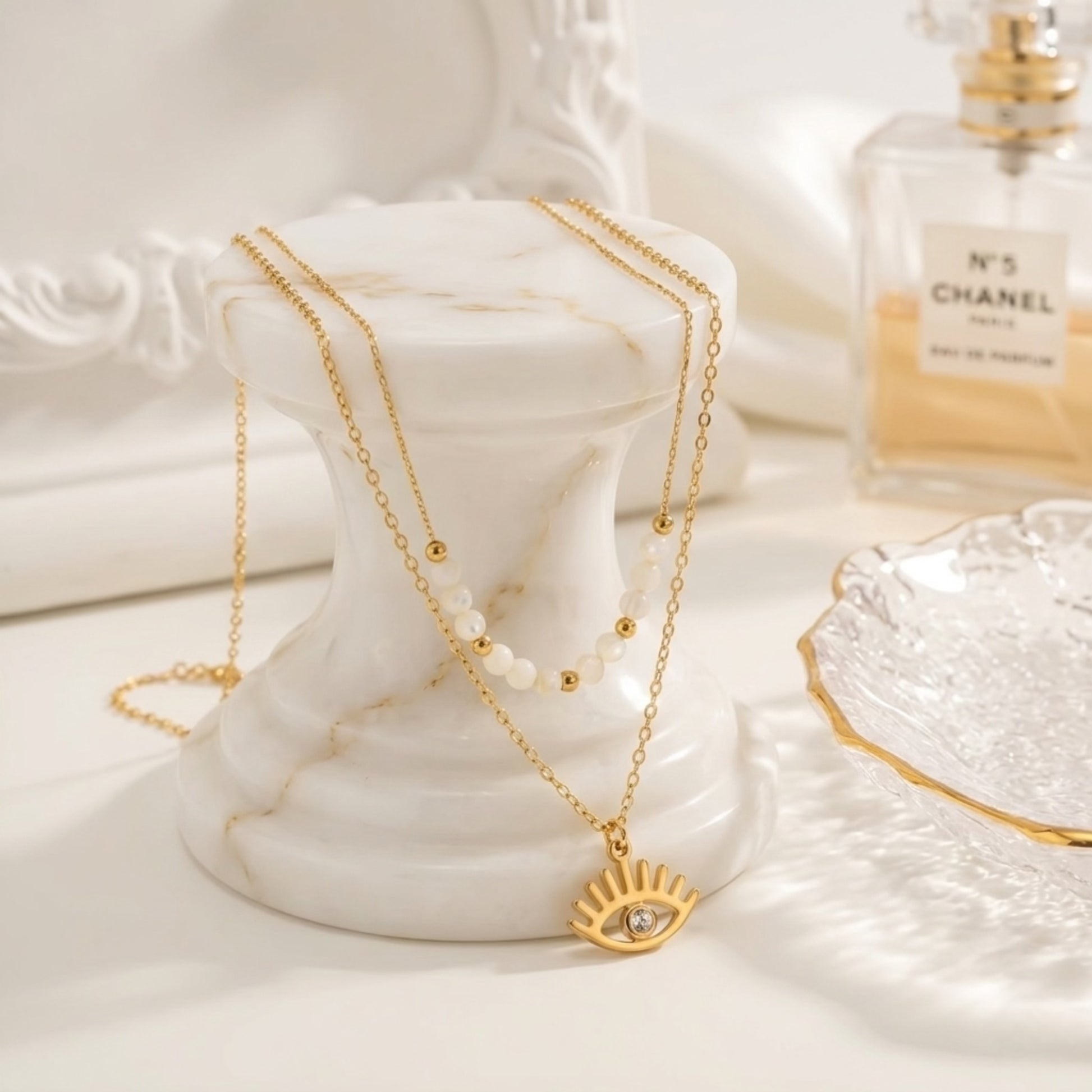 BEHI Viska Necklace | 18k PVD gold-plated stainless steel | layered necklace with white MOP stones and a gold eye pendant with a zircon stone in the center | Premium minimal jewelry