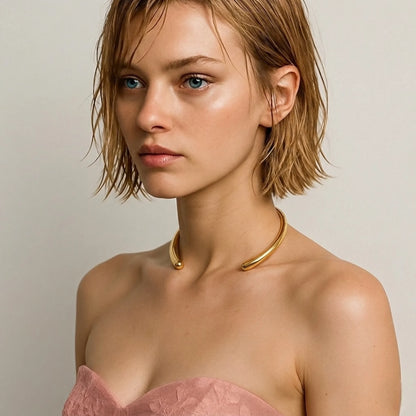 Flavia Choker