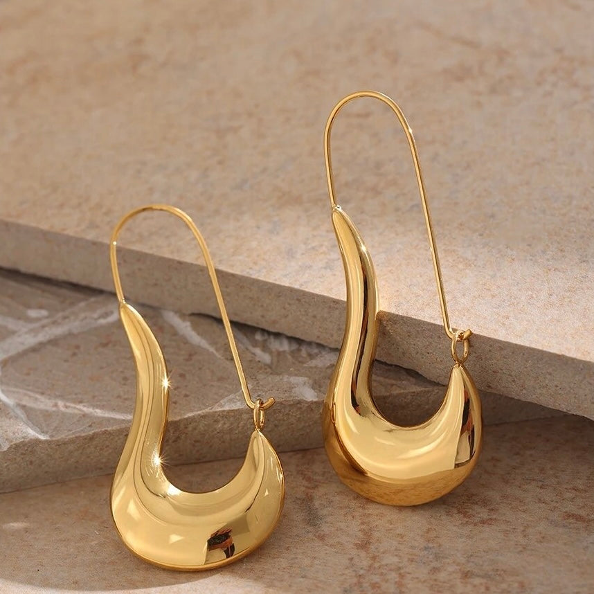 BEHI SHARMA EARRINGS