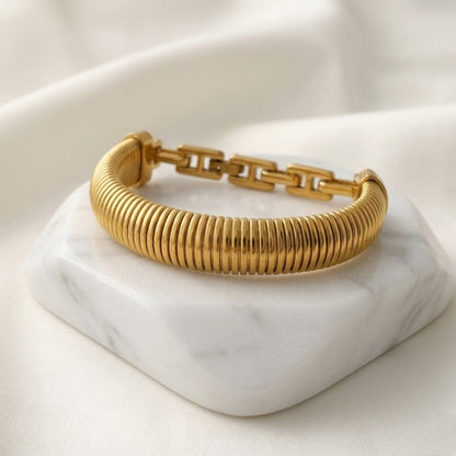 BEHI MILANO Almond Bracelet gold — ribbed wide bangle styled, 18k gold-plated stainless steel, tarnish-free waterproof bracelet