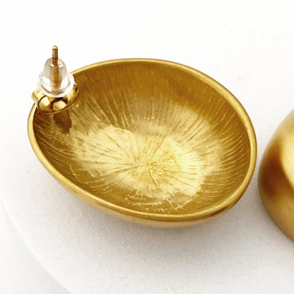 BEHI MILANO Annarita Earrings — detail view of earring post backing and lightweight hollow interior design