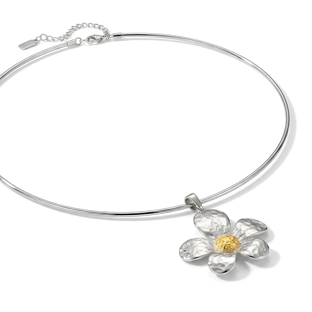BEHI MILANO Bloom Choker — silver neck wire choker with two-tone hammered flower pendant and gold core